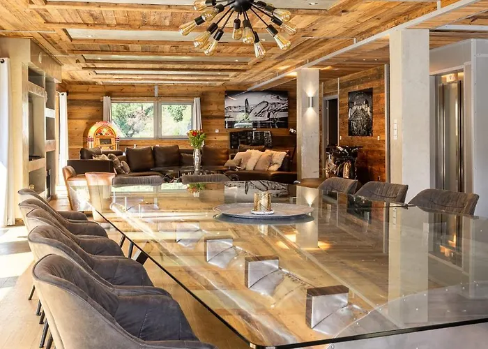 Chalet Black Diamond - Tango Charlie *